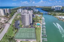 Picture of 11030 Gulf Shore Dr 401, Naples, FL 34108