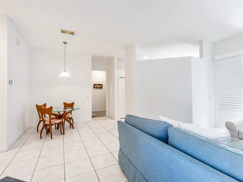 Picture of 552 SW New Castle Cove, Port St Lucie FL 34986