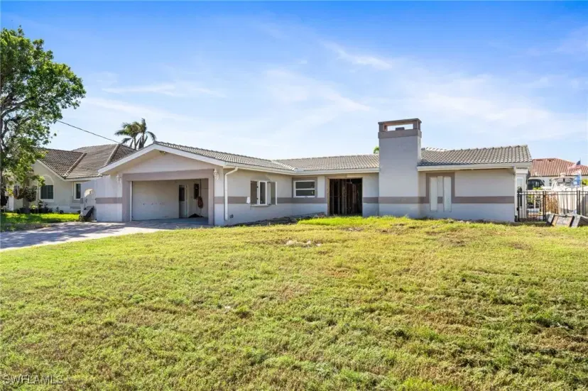 Picture of 18308 Cutlass Dr, Fort Myers Beach FL 33931