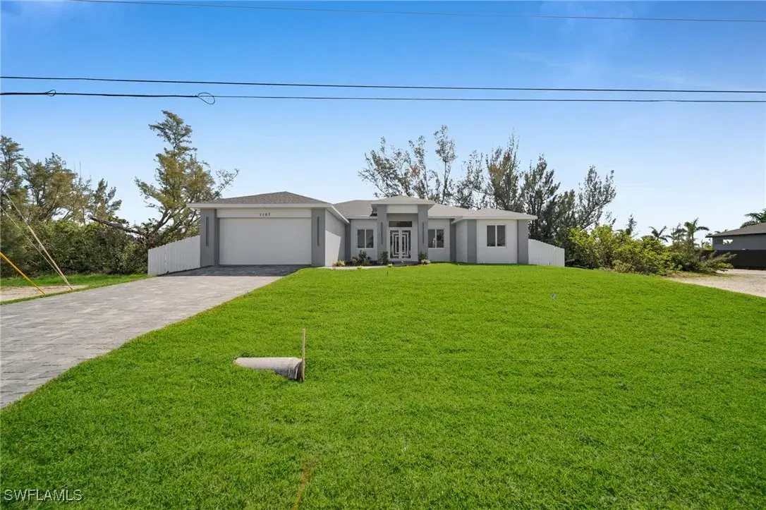 Picture of 1027 NW 40Th Pl, Cape Coral, FL 33993