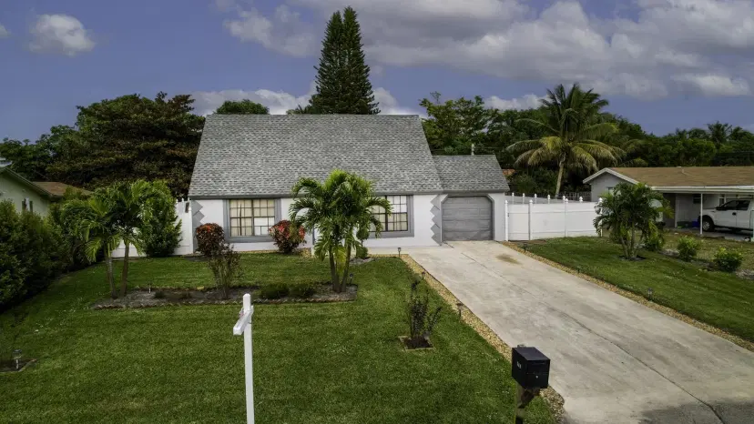 Picture of 611 Angler Drive, Delray Beach FL 33445