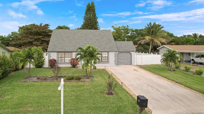 Picture of 611 Angler Drive, Delray Beach FL 33445