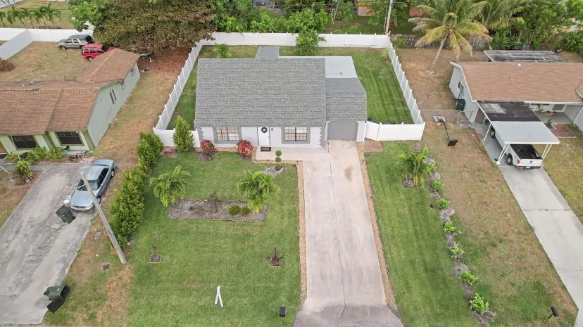 Picture of 611 Angler Drive, Delray Beach FL 33445