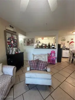 Picture of 2915 Winkler Ave 803, Fort Myers, FL 33916