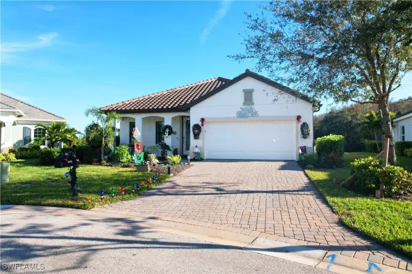 Picture of 2995 Amblewind Dr, Fort Myers FL 33905