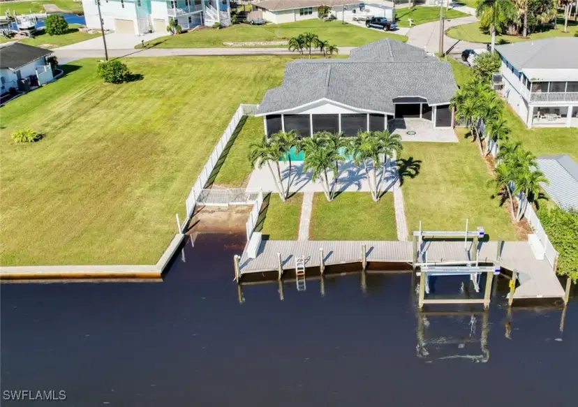 Picture of 6123 Island Park Ct, Fort Myers FL 33908