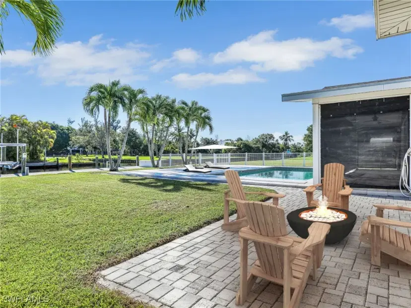 Picture of 6123 Island Park Ct, Fort Myers FL 33908