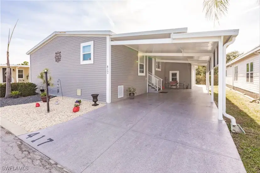 Picture of 417 Snead Dr, North Fort Myers FL 33903