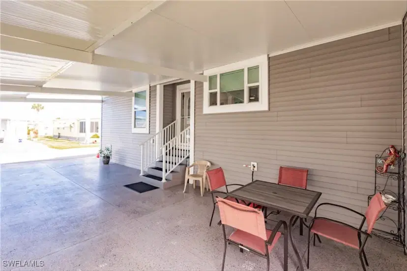Picture of 417 Snead Dr, North Fort Myers FL 33903