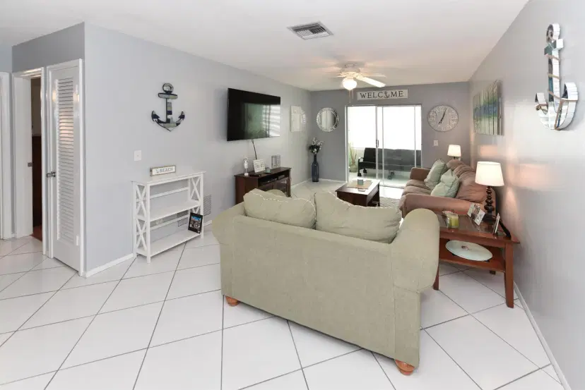 Picture of 2182 NE 1St Way 203, Boynton Beach FL 33435