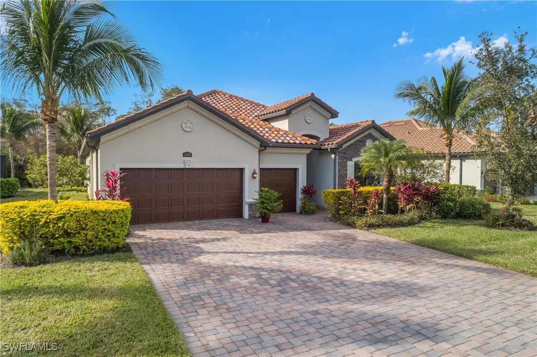 Picture of 9355 Vercelli Ct, Naples, FL 34113