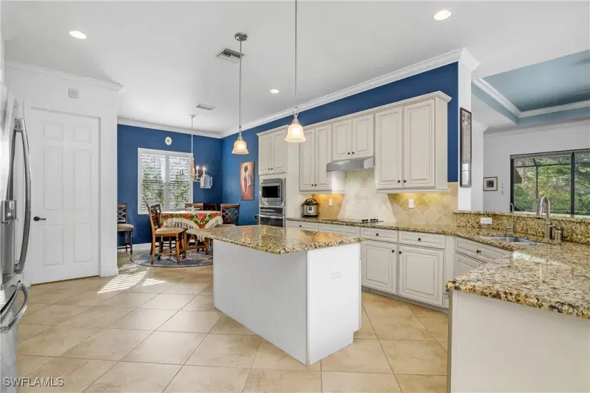 Picture of 9355 Vercelli Ct, Naples FL 34113