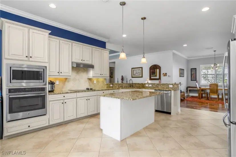 Picture of 9355 Vercelli Ct, Naples FL 34113