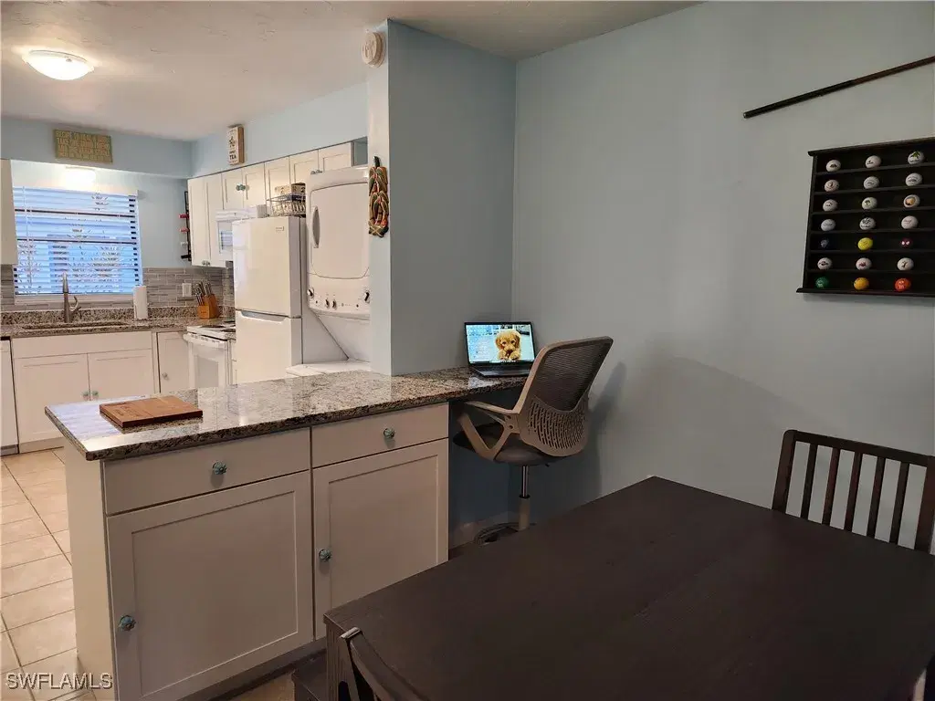 Picture of 13437 Heald Ln 9A, Fort Myers, FL 33908