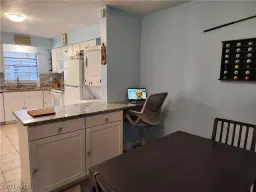 Picture of 13437 Heald Ln 9A, Fort Myers, FL 33908