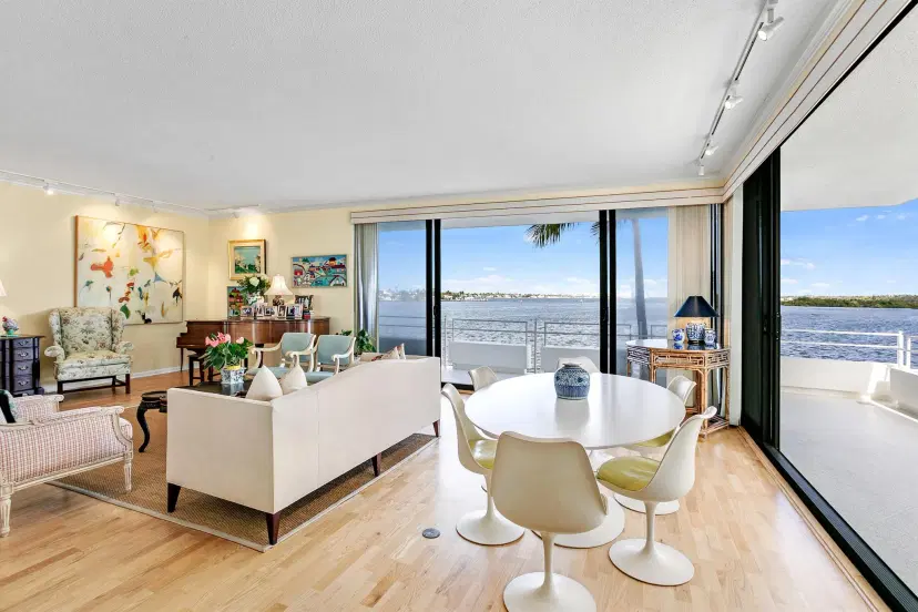 Picture of 2150 Ibis Isle Road 7, Palm Beach FL 33480