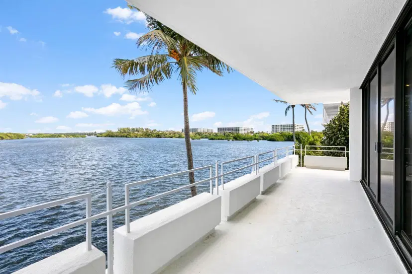 Picture of 2150 Ibis Isle Road 7, Palm Beach FL 33480