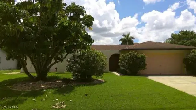 Picture of 3927 Palm Tree Blvd, Cape Coral FL 33904
