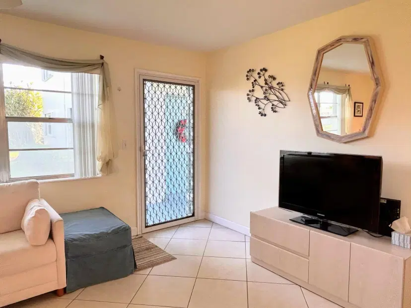 Picture of 880 Horizons W 109, Boynton Beach FL 33435