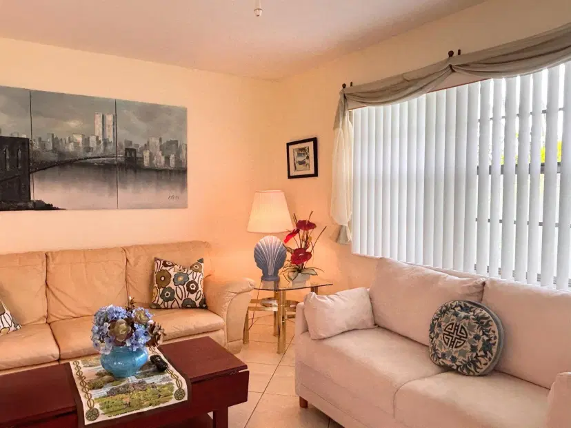 Picture of 880 Horizons W 109, Boynton Beach FL 33435