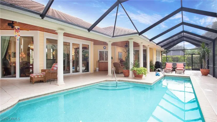 Picture of 189 Edgemere Way S, Naples FL 34105