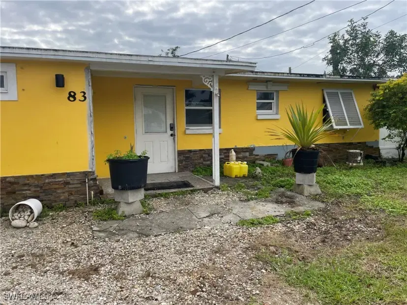 Picture of 83 Oak St, North Fort Myers FL 33903