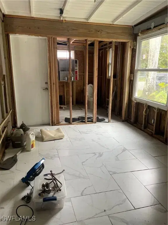 Picture of 83 Oak St, North Fort Myers FL 33903