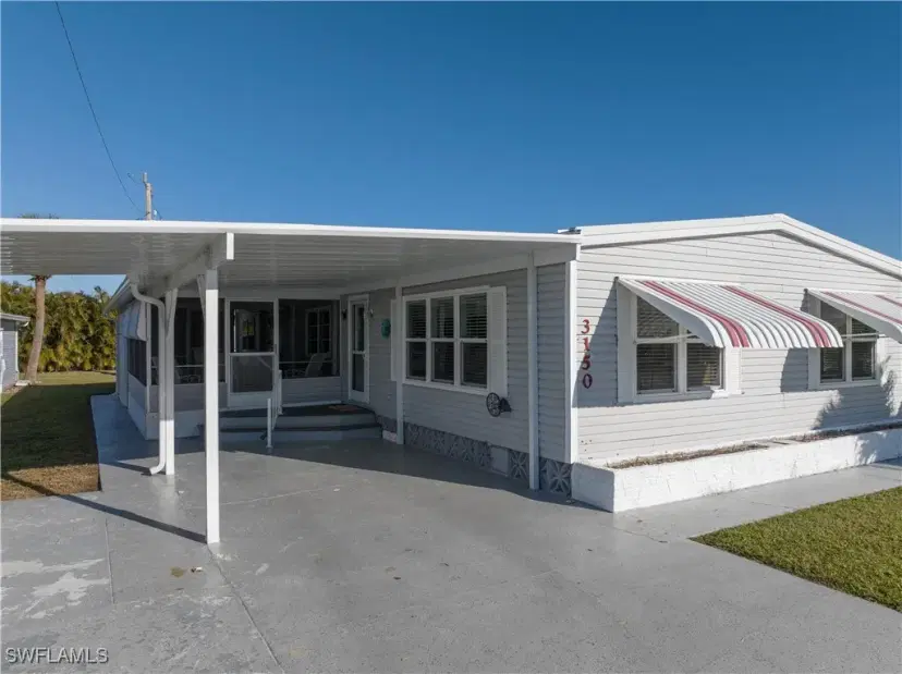 Picture of 3150 Mercury Ln, North Fort Myers FL 33903
