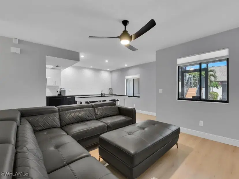 Picture of 610 SW 47Th Ter 2, Cape Coral FL 33914