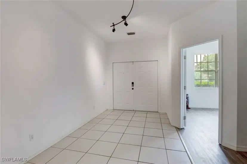 Picture of 408 Hamilton Ave, Lehigh Acres FL 33972