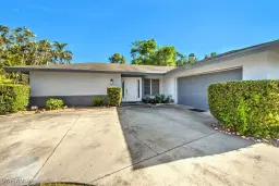 Picture of 5661 Eichen Cir E, Fort Myers, FL 33919