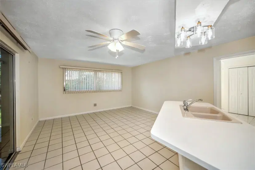Picture of 5661 Eichen Cir E, Fort Myers FL 33919