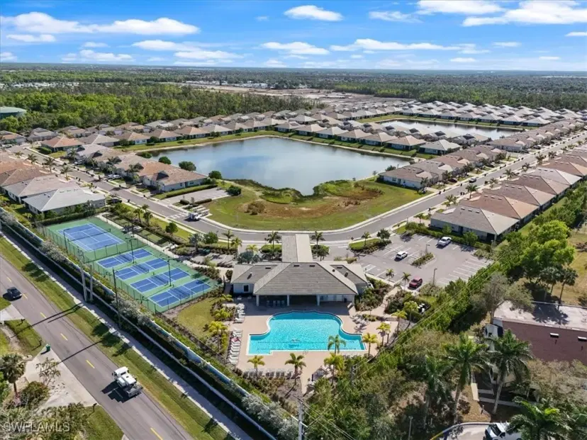 Picture of 1009 Tranquil Brook Dr, Naples FL 34114