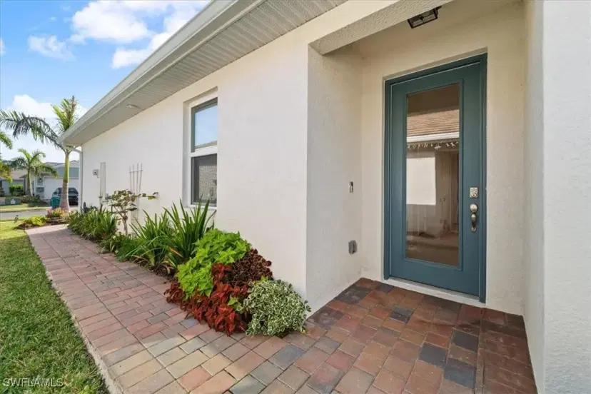 Picture of 1009 Tranquil Brook Dr, Naples FL 34114