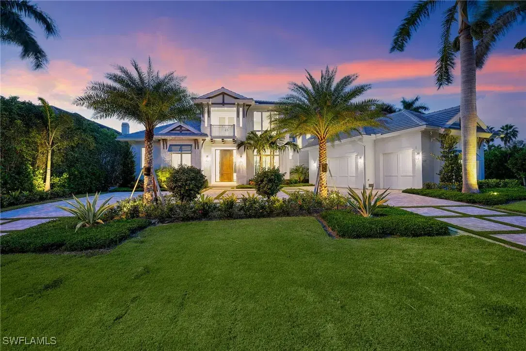 Picture of 3139 Leeward Ln, Naples, FL 34103