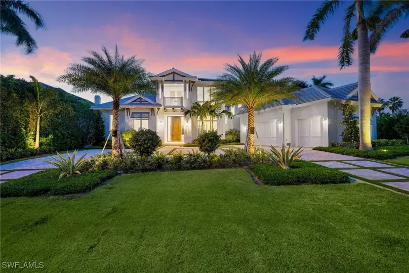 Picture of 3139 Leeward Ln, Naples FL 34103