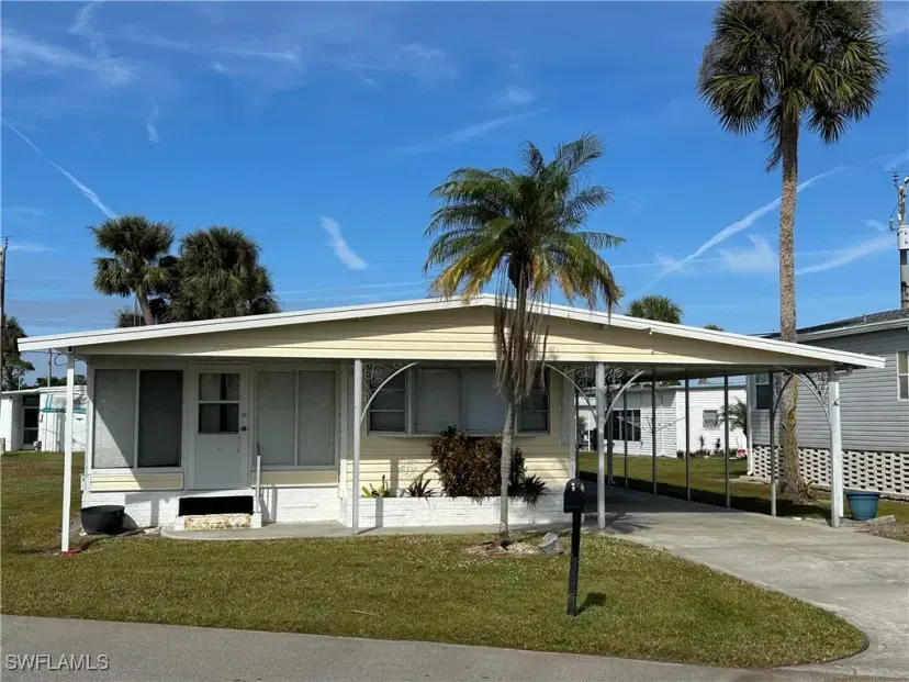 Picture of 119 Chisholm Trl, North Fort Myers FL 33917