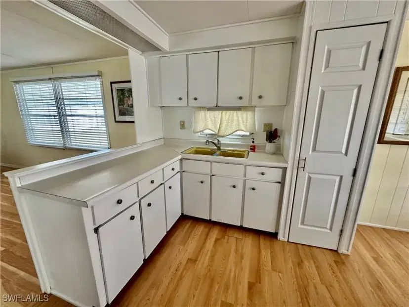 Picture of 119 Chisholm Trl, North Fort Myers FL 33917