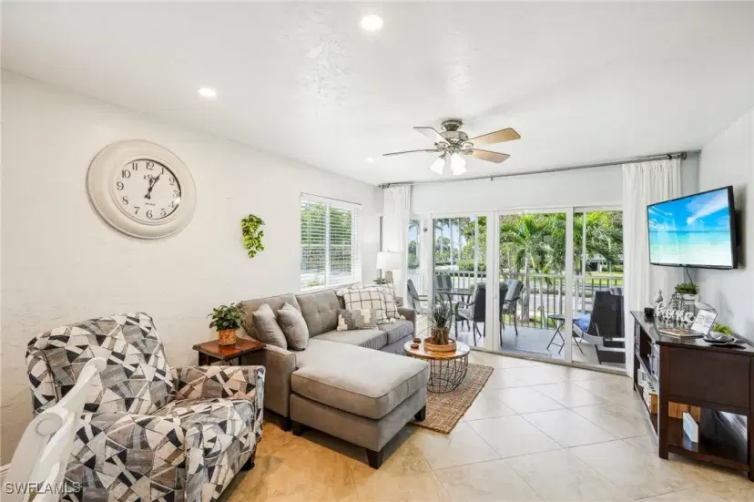 Picture of 261 S Collier Blvd 201, Marco Island FL 34145