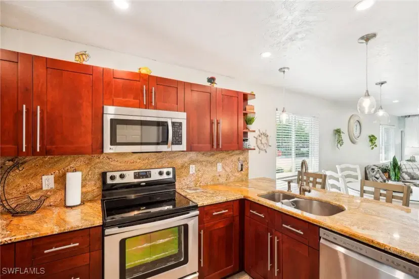 Picture of 261 S Collier Blvd 201, Marco Island FL 34145