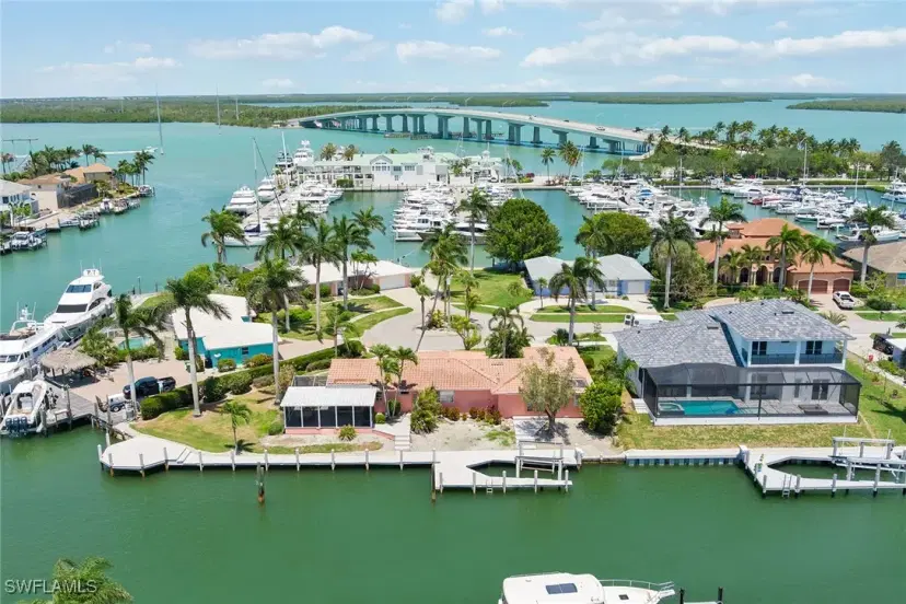 Picture of 849 Buttonwood Ct, Marco Island FL 34145