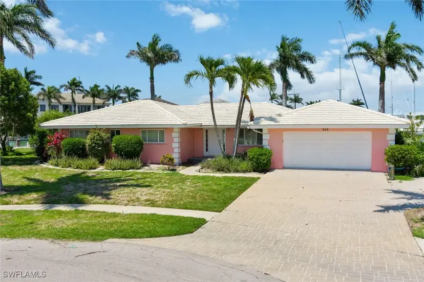 Picture of 849 Buttonwood Ct, Marco Island FL 34145