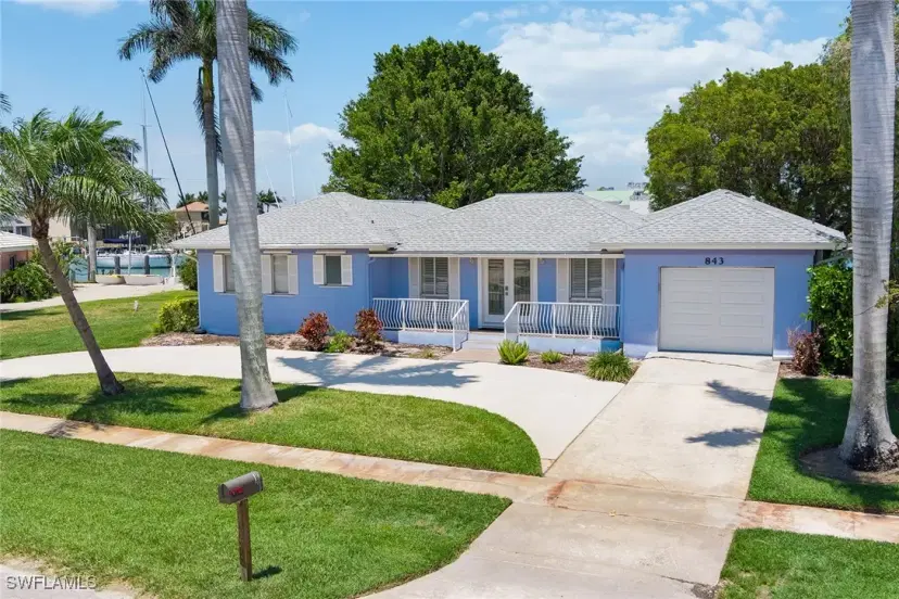 Picture of 843 Buttonwood Ct, Marco Island FL 34145