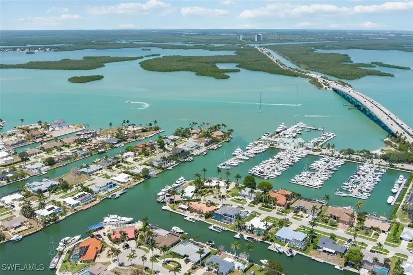 Picture of 843 Buttonwood Ct, Marco Island FL 34145