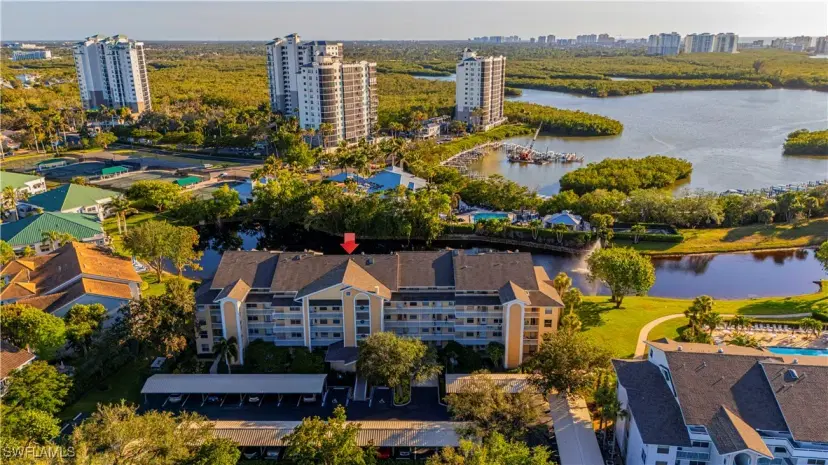 Picture of 380 Horse Creek Dr 204, Naples FL 34110