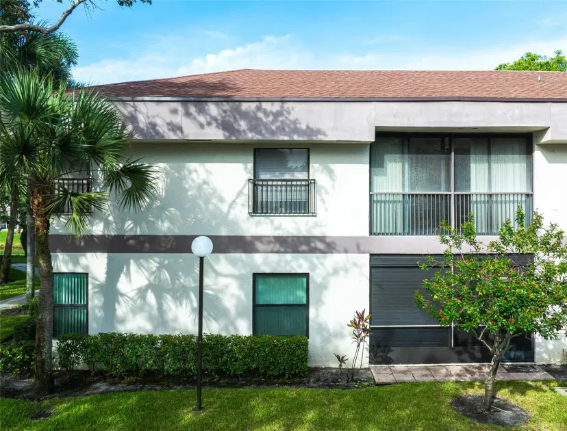 Picture of 4754 N Carambola Cir N 4754, Coconut Creek FL 33066