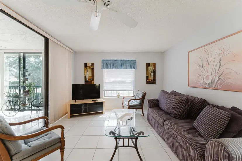 Picture of 4754 N Carambola Cir N 4754, Coconut Creek FL 33066