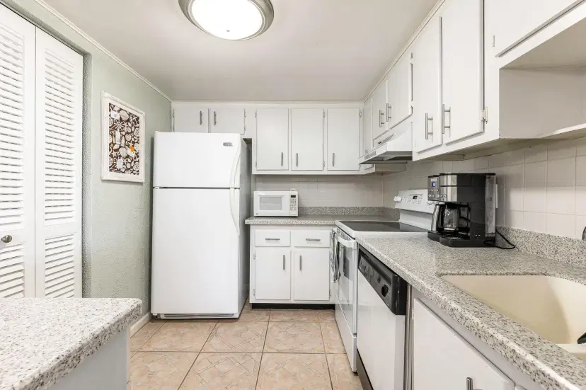 Picture of 2800 N Ocean Drive A-2B, Riviera Beach FL 33404