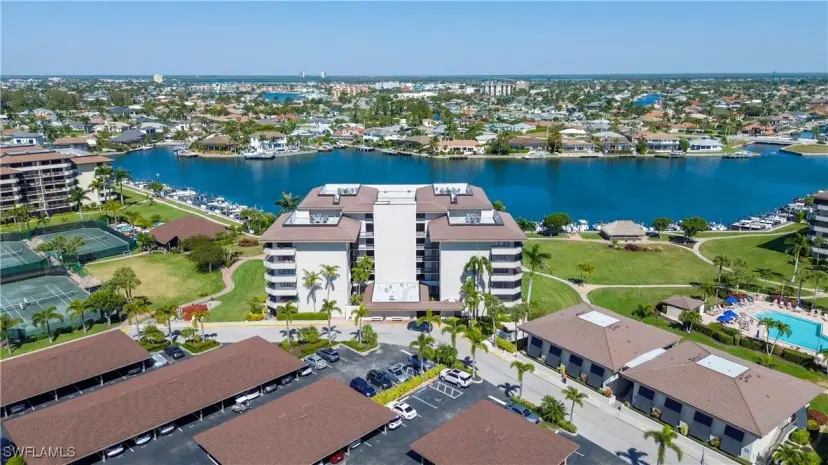 Picture of 601 Seaview Ct Apt C-601, Marco Island FL 34145