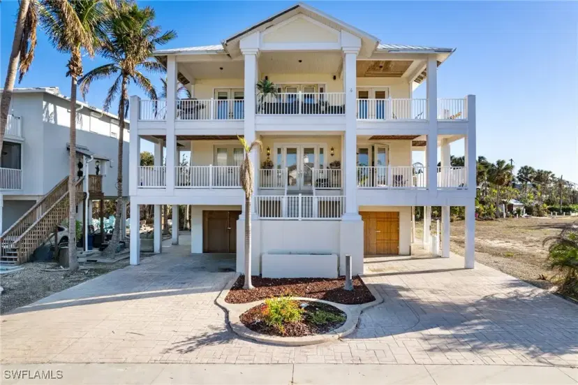 Picture of 945 San Carlos Dr, Fort Myers Beach FL 33931